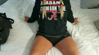 Homemade ຜິວເນື້ອສີຂາພັນລະຍາຂັບເຄື່ອນເປັນຕົ້ນສະບັບ