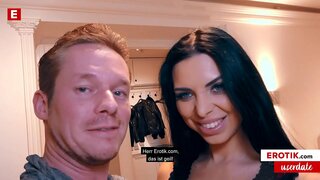 ΚΥΡΆ ΒΑΣΊΛΙΣΣΑ λαμβάνει ΜΕΓΆΛΟ ΦΟΡΤΊΟ από τον χρήστη (γερμανικά) ΠΛΉΡΕΣ ΒΊΝΤΕΟ στο kira.erotik.com ΔΩΡΕΆΝ - Φοβερό Userdate