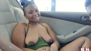 Уремыште лавыран трахаться шлюха